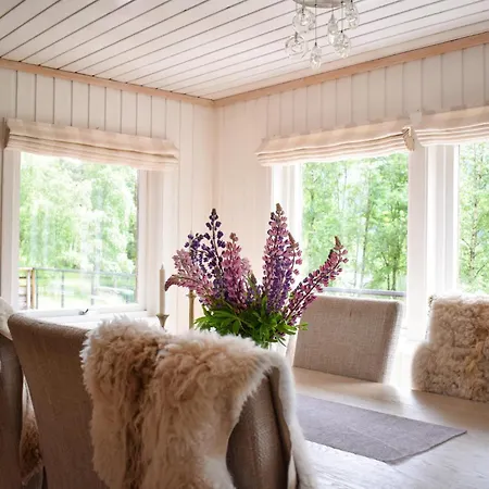 3 Bedroom Stunning In Hébergement de vacances Vossestrand